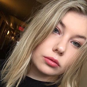 Meet your Posher, Kaitlin